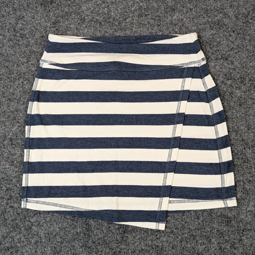 Athleta Navy Blue White Striped Wrap Sporty Skort Womens XXS Rayon Stretch